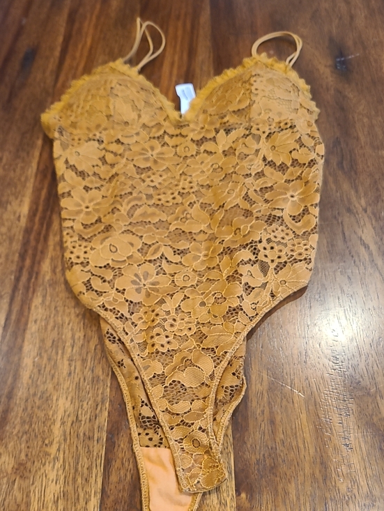 Forever 21 Tops - Womens Medium Forever21 Bodysuit XL New